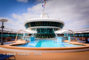 Outdoor Pool, Legend of the Seas Royal Caribbean Cruise Lines
