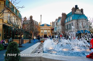 France Pavilion Fountain
